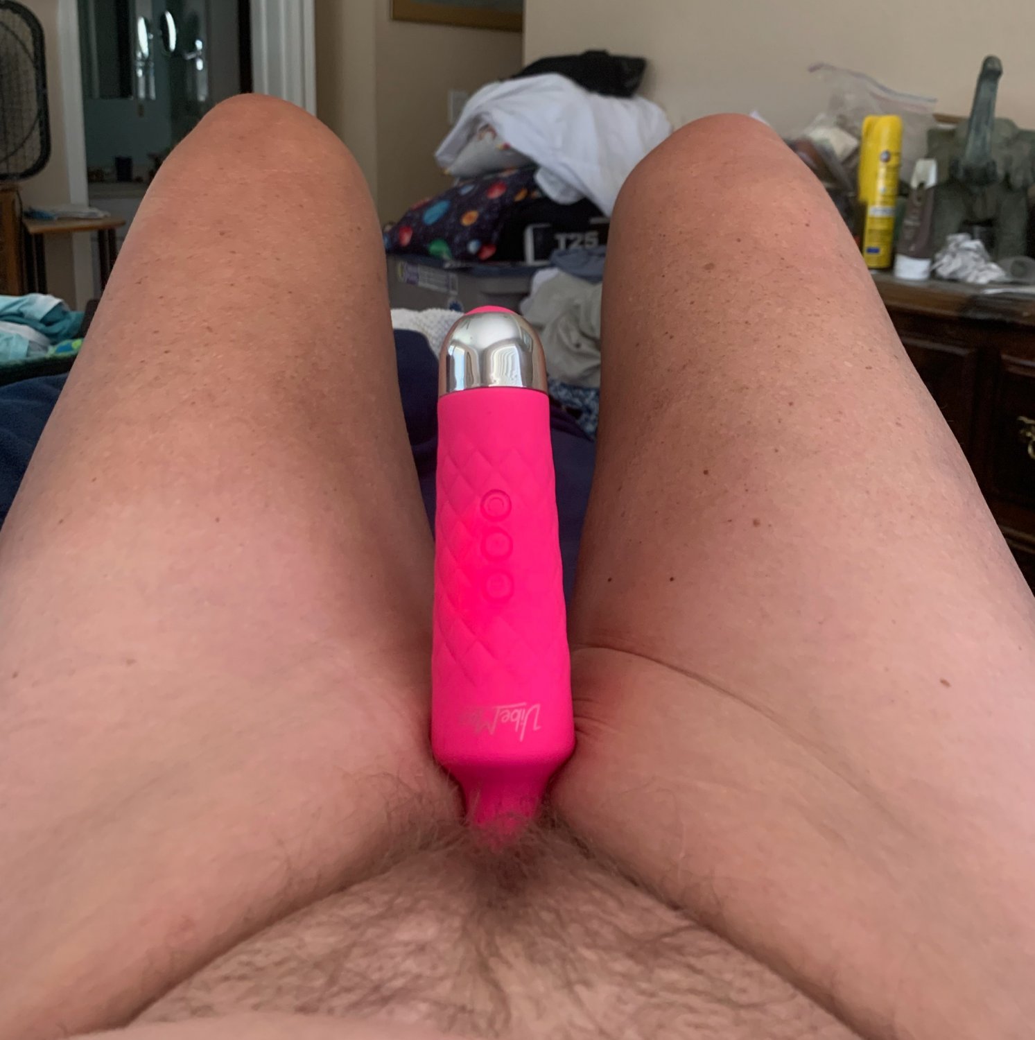 Fat BBW Betty Spreads Pussy and Cums with Toy #dVLcTtnQ